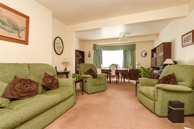 Orchard Way, Reigate photo 4