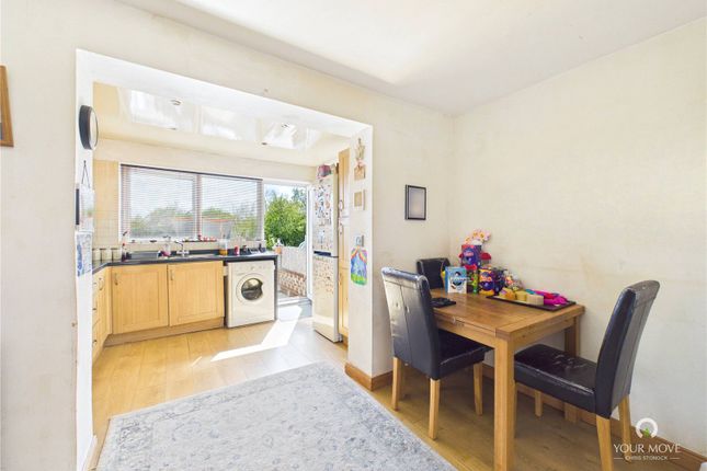 91, Burnham Avenue, Tyne and Wear photo 2