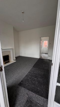 22, Moss Street, Rochdale photo 4