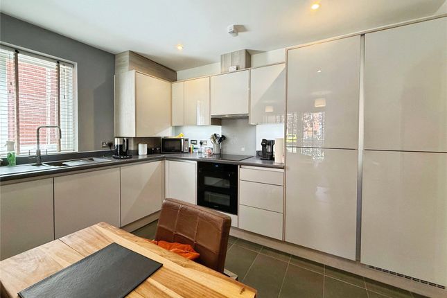 Flat 2, Helena Court, 6, Chancellor Drive, Camberley photo 3