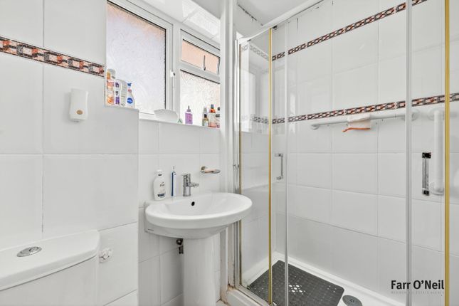 81b, Russell Road, Buckhurst Hill photo 4