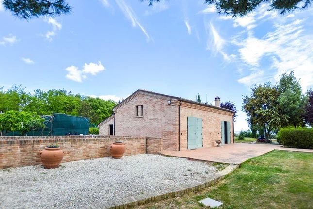 Villa for sale in Senigallia Le Marche, Monte San Vito, 60037