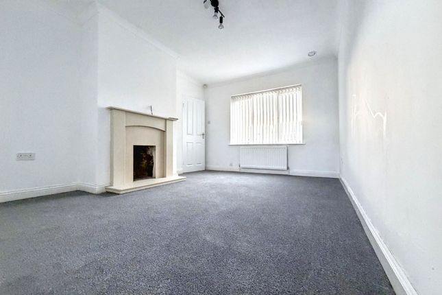 Rose Crescent, Houghton Le Spring photo 4