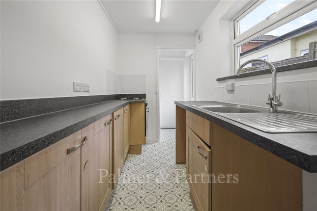 28, Cromwell Road, Essex photo 5
