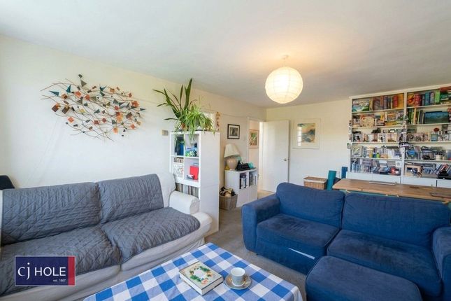 Top Floor Flat, 22, Caledonia Place, Bristol, City of photo 3
