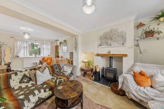 15 Allen Avenue, Warrington photo 2