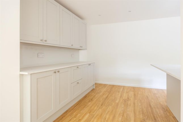 3, Aston Mead, Salisbury photo 4