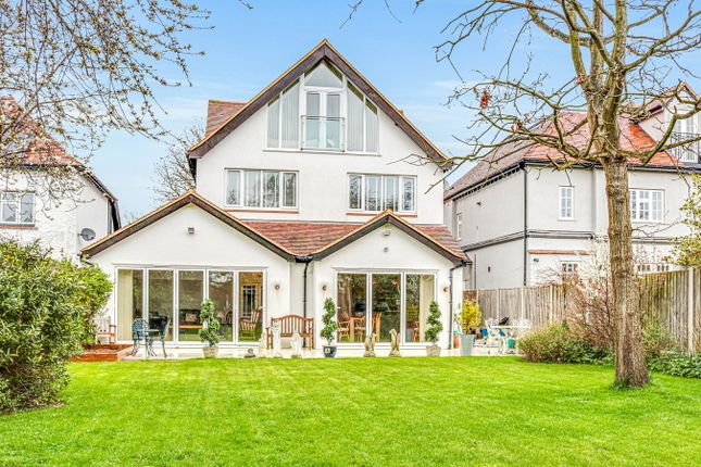 28, Burges Road, Thorpe Bay photo 2