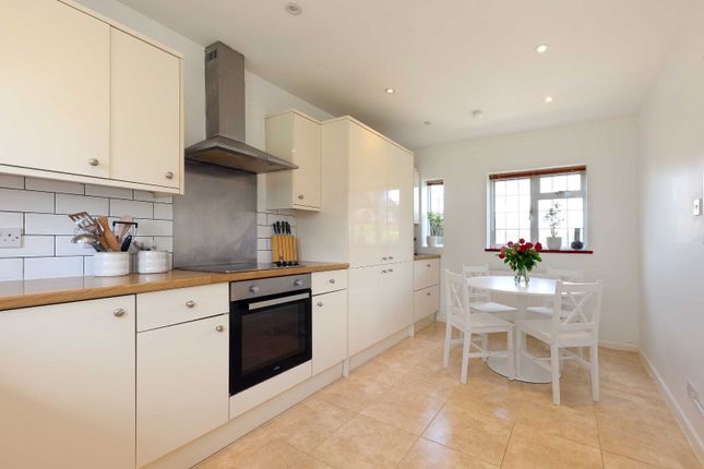 41, Waller Road, Buckinghamshire photo 3