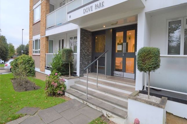 Flat for sale in Dove Park, Pinner