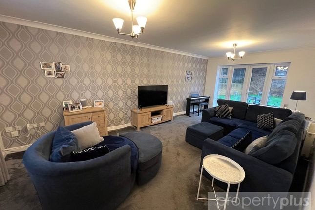 21, Cedar Wood Drive, Porth photo 2