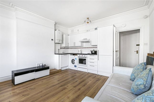 Living Room/Kitchen