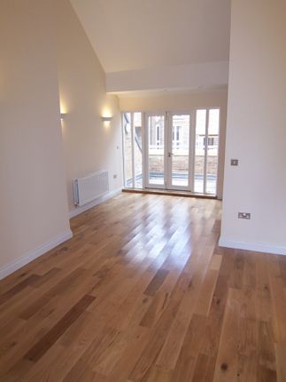 Apt 20, Durham photo 2