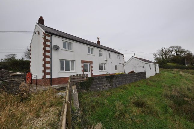 3-bed house on Glandwr Farmhouse, Backe Road, Carmarthen, £395,000