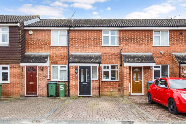 Terraced house to rent in Brockhurst Close, Horsham