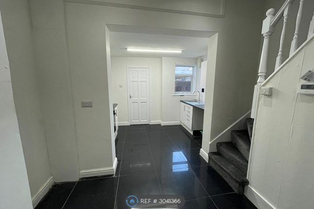 Sharp Street, Hull photo 5