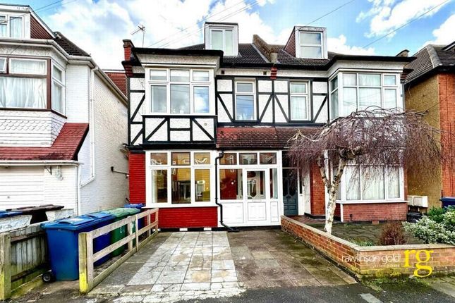 Flat for sale in Welldon Crescent, Harrow-On-The-Hill, Harrow