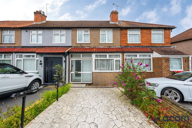 Thumbnail Terraced house for sale in Tenby Road, Edgware, Middx