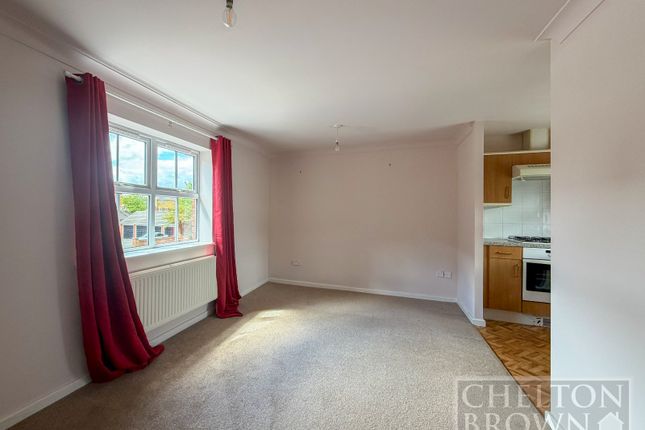 11, Colmar Close, Northants photo 2