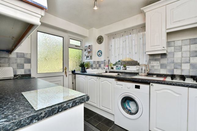 54, Windsor Rise, Sheffield photo 3