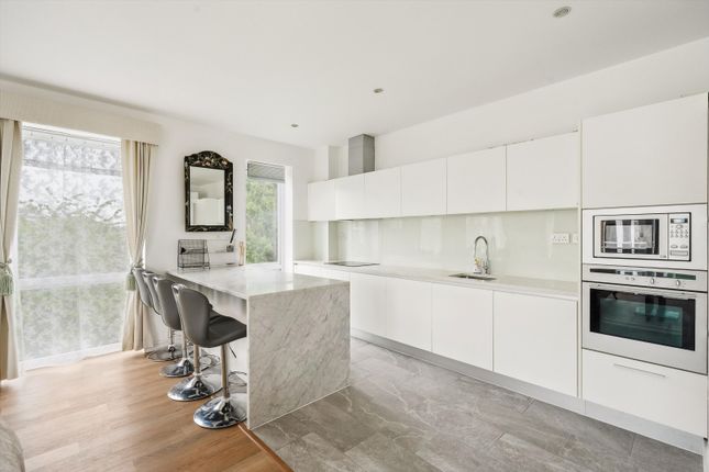 Thumbnail Flat to rent in Melliss Avenue, Richmond, Richmond Upon Thames