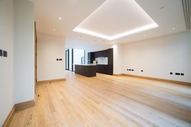 Apt 2, Cleland House, London photo 2