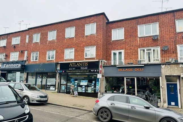 Thumbnail Flat for sale in 17A Brook Parade, Chigwell, Essex