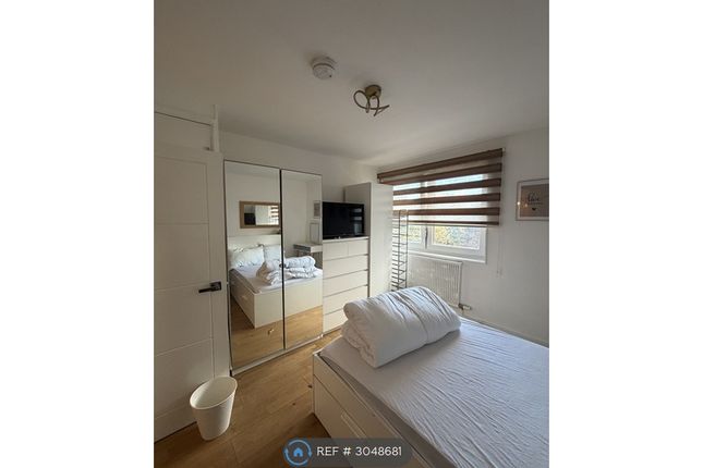 Flat, Redman House Lant St, London photo 5
