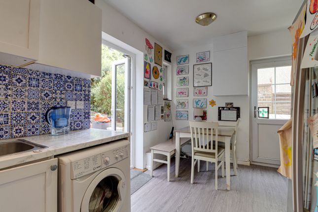 9, Masefield Road, Hertfordshire photo 4