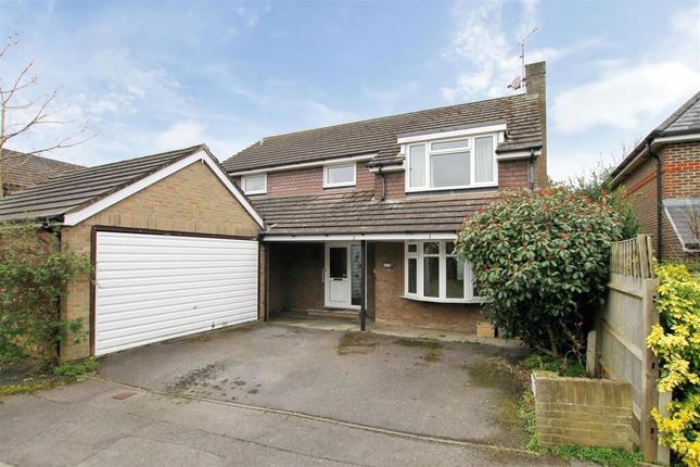 4-bed house on 33, The Mallards, Havant, £475,000