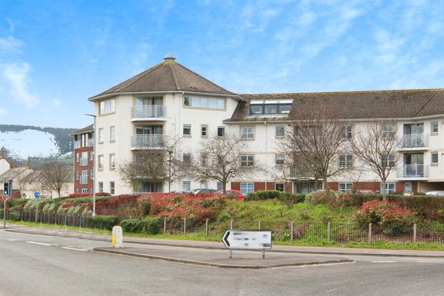 Flat for sale in Trinity Way, Minehead