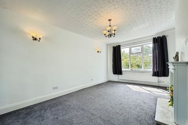 62, Thatch Leach Lane, Whitefield photo 3