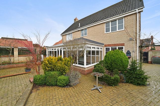 Detached house to rent in Clayton Court, Woodbridge