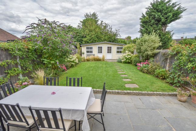 Wisteria House, Wyatts Green Road, Brentwood photo 4
