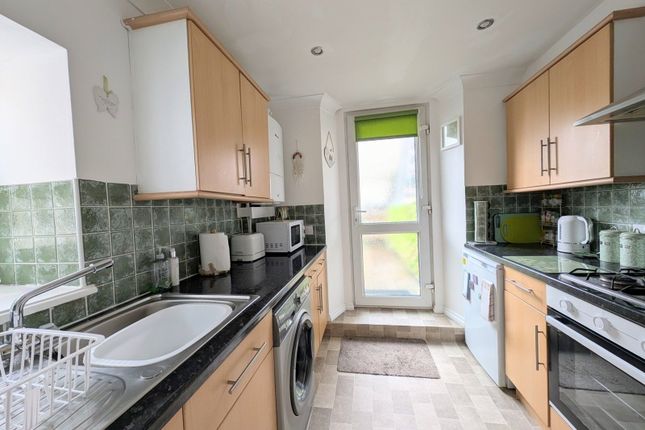 Flat 2, 3, Percy Terrace, Plymouth photo 2