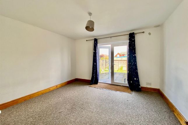 Detached house to rent in Brighton Road, Lancing