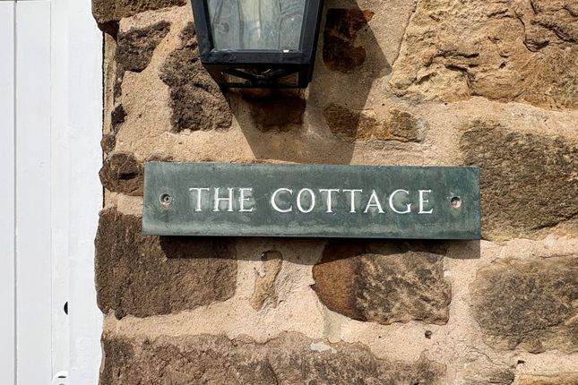 The Cottage, Hallmoor Road, Darley Dale photo 2