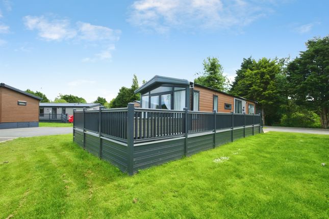 2-bed caravan on 16, Sandy Lane, Melbourne Road, York, £85,000