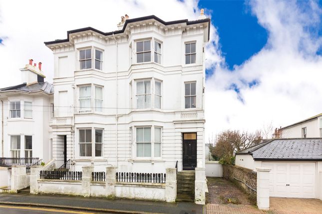 Thumbnail Flat to rent in Powis Grove, Brighton
