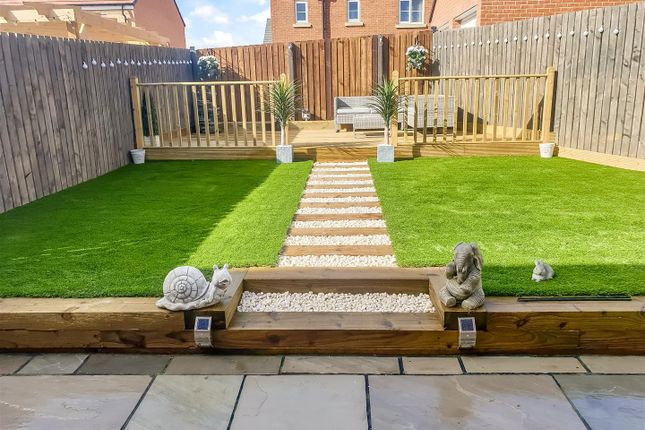16, Sturrock Court, Shildon photo 3