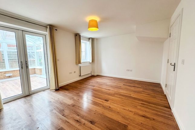 2 Rosebery Mews, High Wycombe photo 5