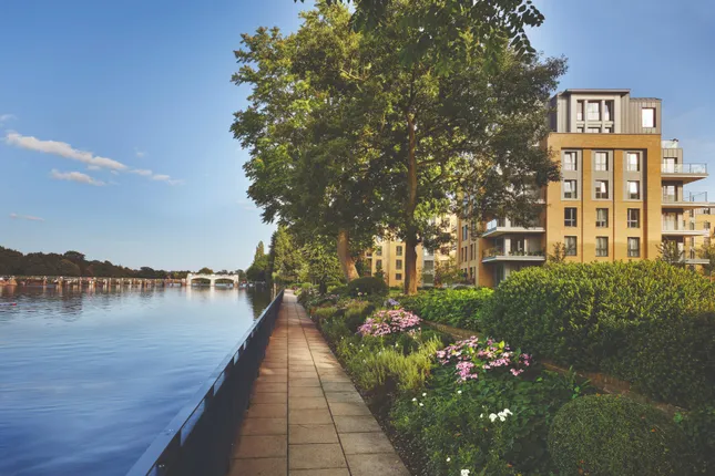 Hamptons - London New Homes