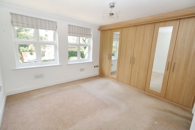 Flat 3 Beechwood Mansions, 253 Amersham Road, High Wycombe photo 4
