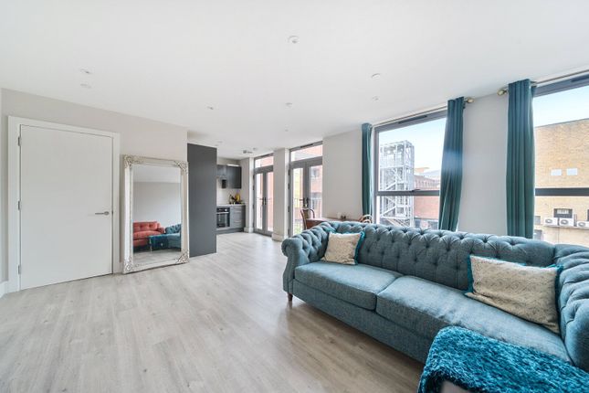 Flat 6, Bodman House, 1, Bishops Hall, Kingston Upon Thames photo 4