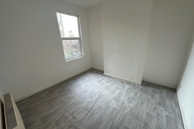 7, Ellel Grove, Liverpool photo 4