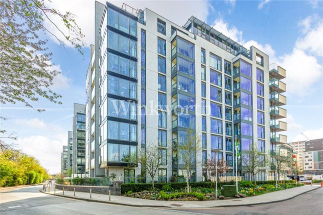 Thumbnail Flat to rent in Lapwing Heights, Waterside Way, London, London