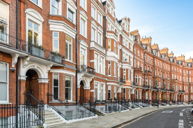 Lennox Gardens, Knightsbridge photo 4