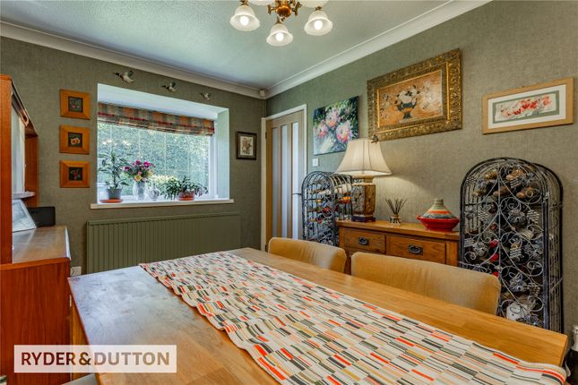 2, Lineholme, Oldham photo 4