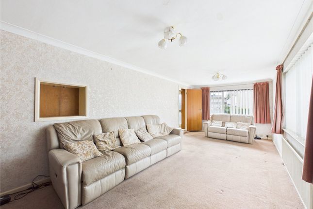 4, Barrs Court Road, Warmley photo 3