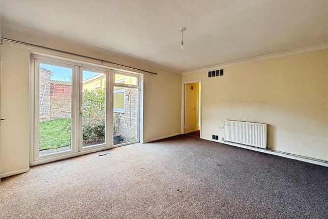 37, Glenda Crescent, Norfolk photo 2